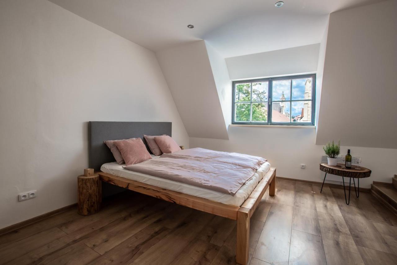 Apartmany Na Mikulasskem Namesti Znojmo Eksteriør billede