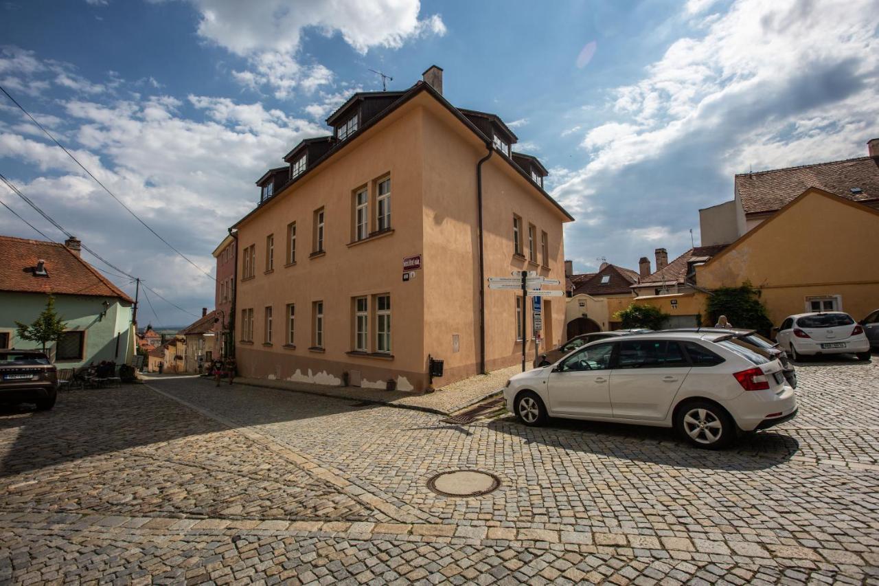 Apartmany Na Mikulasskem Namesti Znojmo Eksteriør billede